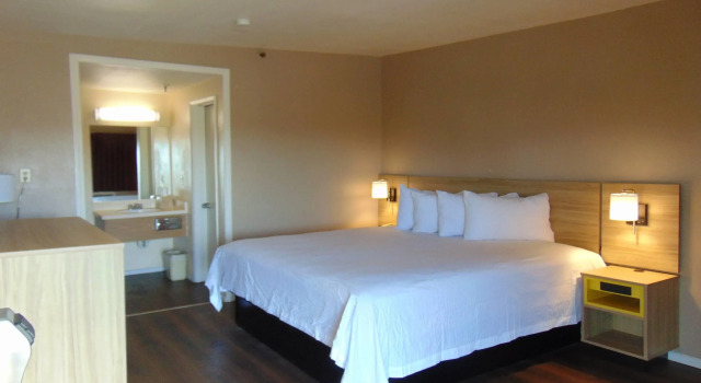 Days Inn by Wyndham Victorville/Hesperia I-15 & Palmdale Rd