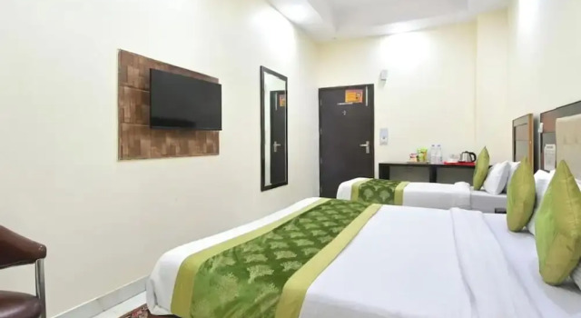 Номер Comfort Boom Rooms