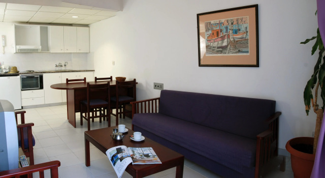 Blue Crane Hotel Apts, Брондау Қонақ үй Agios Tychonas Лимасол