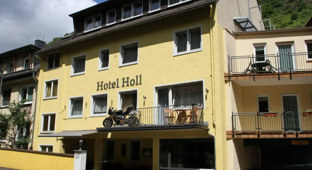 Hotel Holl