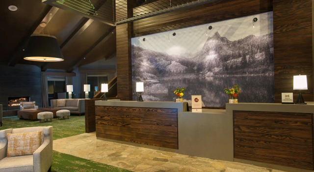 Doubletree By Hilton Park City The Yarrow