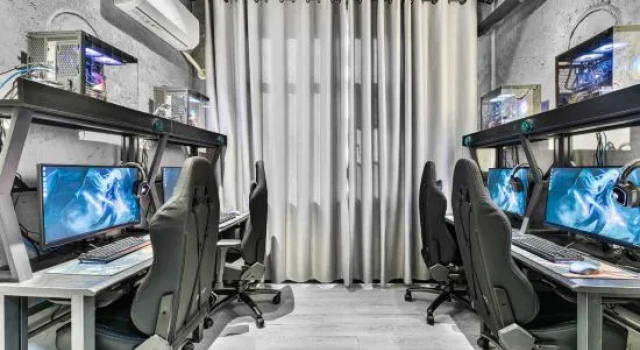 Четырёхместный люкс Hedgehog E-Sports Hotel (New Century Plaza Henan Agricultural Vocational College West Campus)
