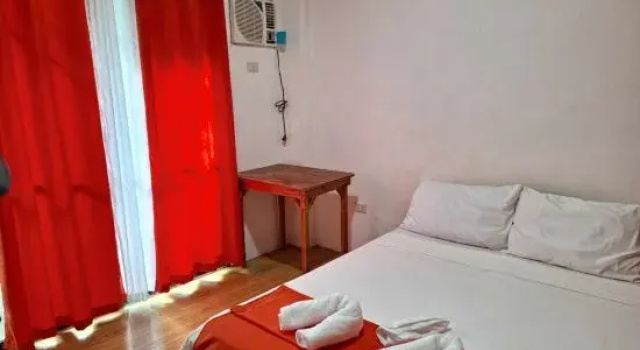 Номер Standard RedDoorz @ Hergem Siargao Inn