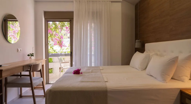 Двухместный номер Superior с видом на море Fevro Hotel