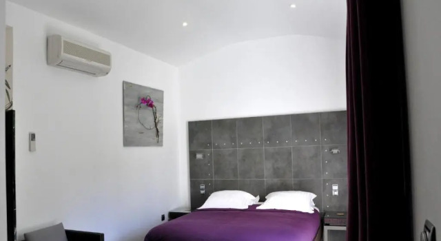 Двухместный номер Superior с видом на сад Private Hôtel