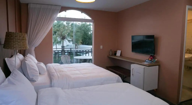 Трёхместный номер Standard с балконом Mero Hotel Boutique