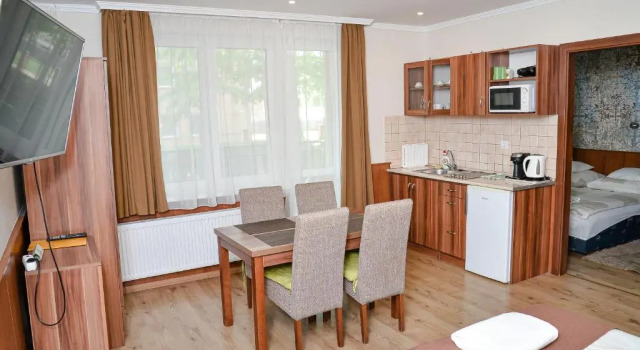 Апартаменты Média Apartmanház