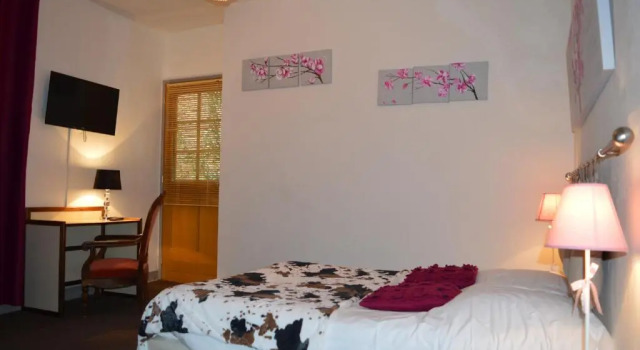 Двухместный номер Standard Le Relais du Morvan