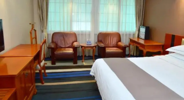 Двухместный номер Standard Shenzhen Kaili Hotel, Guomao Shopping Mall