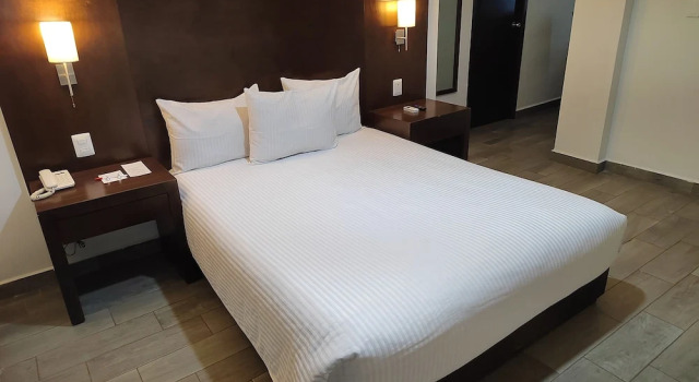 Двухместный номер Standard Ramada by Wyndham Tampico Centro