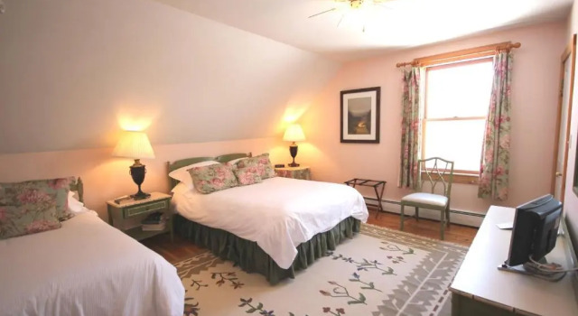 Номер Classic Highland Lake Inn