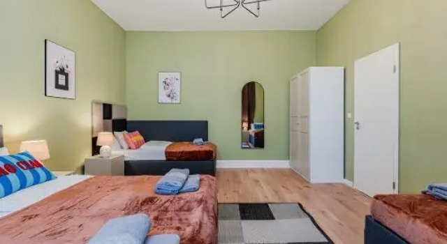 Modern Suite near Messe Berlin 8 Guests 2 Bathroom, Забронировать Отель Отели Берлина 4 звезды, рядом с Берлинская радиобашня, 4*