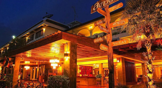 Ladawan Boutique Hotel, Rezervovat Boutique Hotel Hotely v Central Thailand s parkováním, Parkování