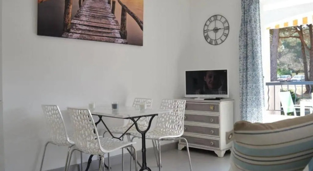 Appartement Sainte-Maxime, 2 pièces, 4 personnes - FR-1-226-304