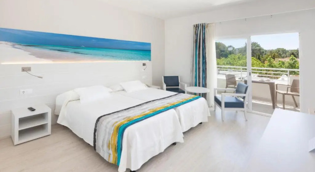 Двухместный номер Mar Hotels Paguera & Spa
