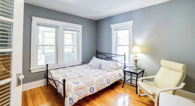 Cozy Indiana Getaway Near Washington Park Zoo!, Забронировать Отель Мичиган-Сити Indiana Dunes National Lakeshore