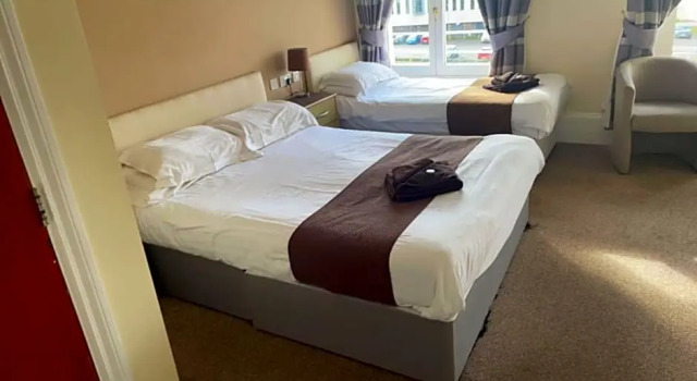 Номер Standard Royal Grosvenor Hotel
