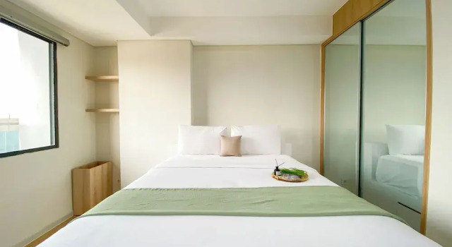 Апартаменты Deluxe Comfort And Simply Look 1Br Daan Mogot City Apartment