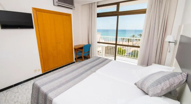 Двухместный номер Superior с видом на море Hotel Amic Miraflores