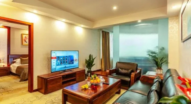Deluxe suite Oriental Hotel