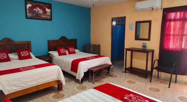 Четырёхместный номер Standard Hotel Posada Santa Elena