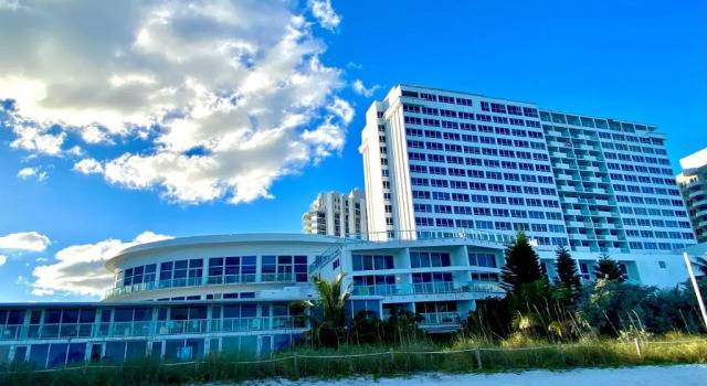 Апартаменты Castle Beach Resort Condo