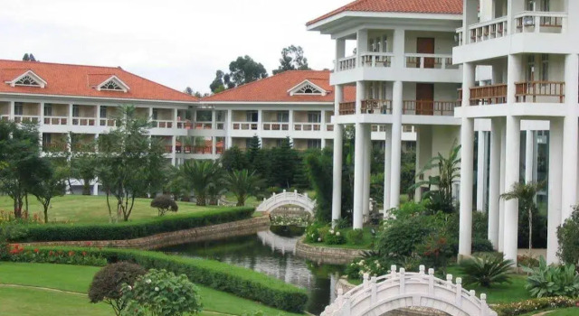 Yunnan Dianchi Garden Resort & Spa, Rezerwuj Ośrodek wypoczynkowy Hotele w Kunming z parkingiem, Parking