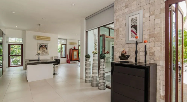 Bright and Elegant 2BR Flat, Забронировать Отель Отели Англии 3 звезды, 3*