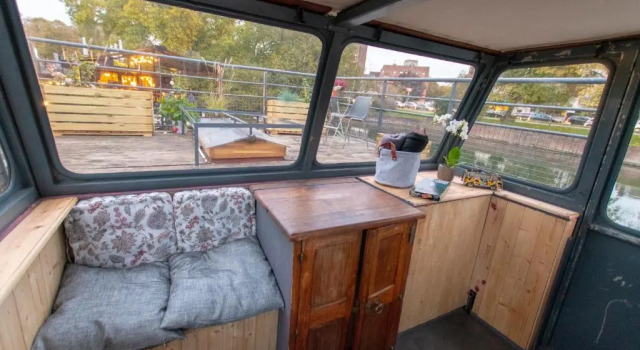 PENICHE Coeur de LILLE citadelle Terrasse 24H24H access, Varaa Hotelli Lille Picardy