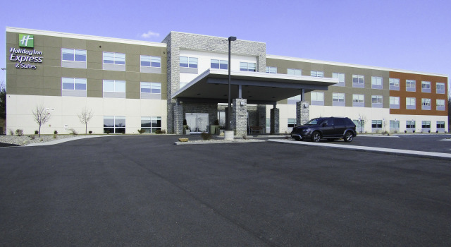 Holiday Inn Express & Suites Coldwater, an IHG Hotel, 预订 酒店 科尔德沃特 密歇根州