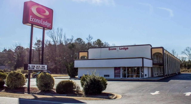 Кровать в общем номере Econo Lodge Goldsboro Hwy 70