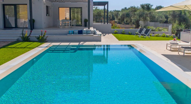 Вилла Almyra Villas