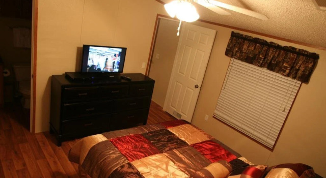 Eagle Ford Village Suites, Buchen Sie Ferienhaus Dilley Texas