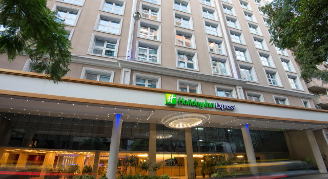 Holiday Inn Express Rosario, Rezervovat Hotel Hotely v Rosario se snídaní, Snídaně
