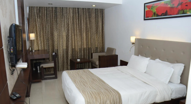 Hotel Surya, Rezerwuj Hotel Hotele w Gujarat ze śniadaniem, Śniadanie