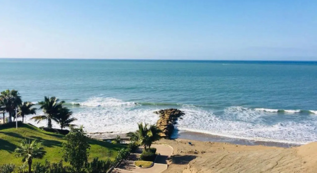 Апартаменты Super Duplex al mar con acceso a la playa - Club Privado en Manta