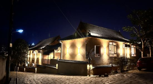 Mangshi XunMuYouSu｜Garden View Villa, Prenota Villa Cottage a Dehong, Cottage