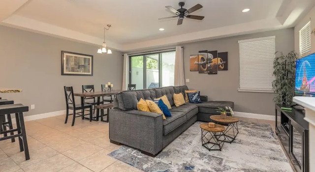 Коттедж Amazing Home in Davenport 4br 3.5 Bath
