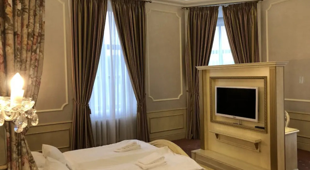Двухместный номер Deluxe с балконом Hotel Château Cihelny