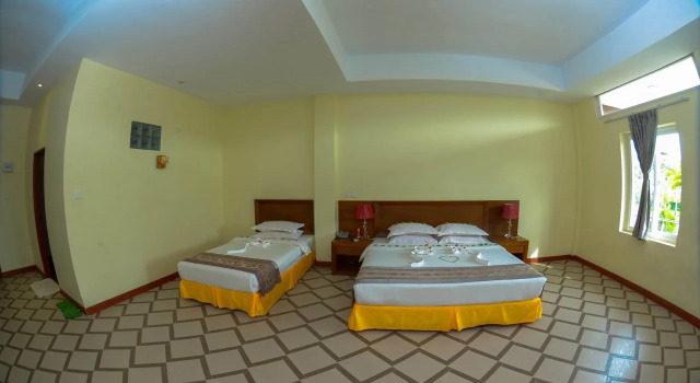 Ocean Blue Ngwe Saung Beach Hotel, Boek Hotel Hotels in Ngwe Saung met parkeren, Parkeren