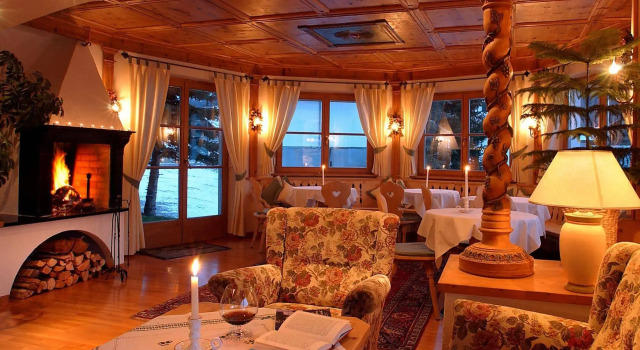 Dependance Hotel Mareo Dolomites, Забронировать Отель Мареббе Трентино-Альто-Адидже
