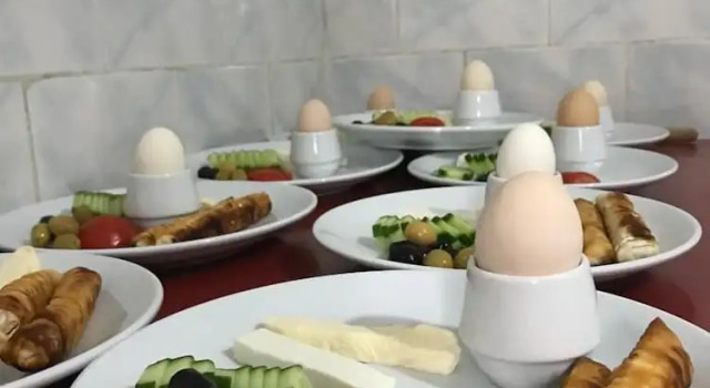KARADUT PENSION NEMRUT, Prenota Hotel Karadut Anatolia Sud-Orientale