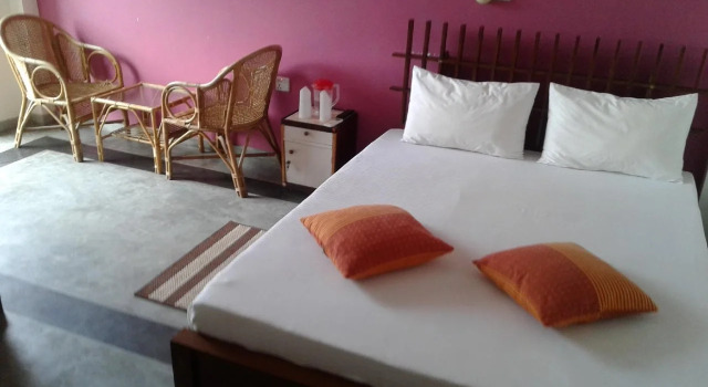 Sanras hotel, Забронировать Отель Галле Округ Галле