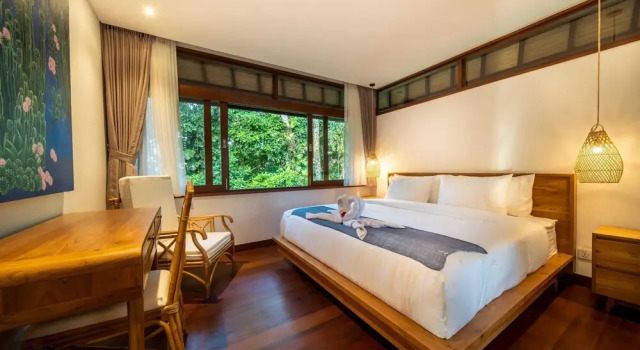 Jungle Wooden Villa, 3 BR, Ubud With Staff, Забронировать Отель Убуд Гианьяр, рядом с Храм Пенатаран Сасих