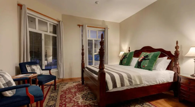 Номер Deluxe Courthouse Inn Revelstoke