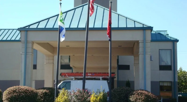 Comfort Inn Clarksville (ex.holiday Inn Express Clarksville), Rezerwuj Hotel Hotele w Clarksville z basenem, Basen