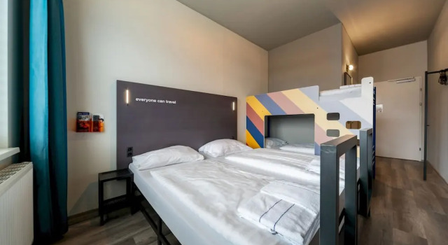 Номер Family a&o Graz Hauptbahnhof