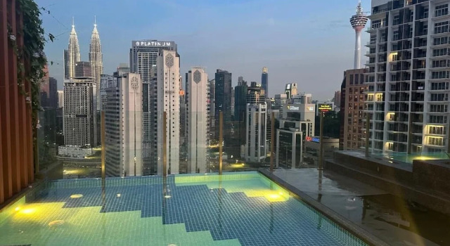 KL Majestic VIP Studio Massage Chair 26-1a Klcc View