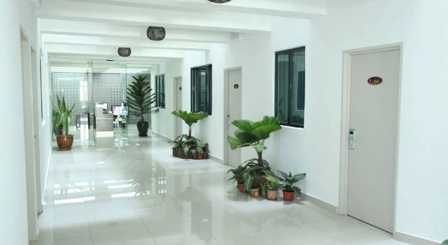 Iris Garden Hotel