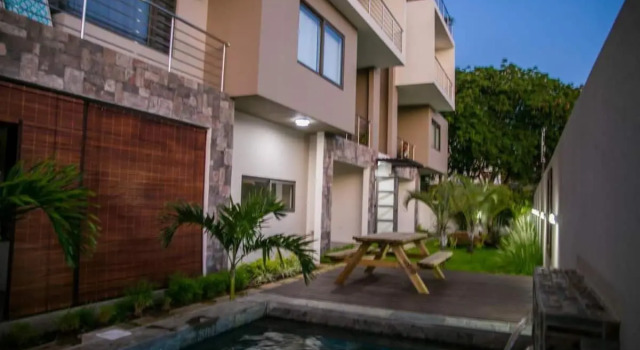 Entire Luxury 3 BR condo for rent - Flic-en-Flac - Close to Beach, Rezervovat Hotel Flic-en-Flac Mauritius West Coast